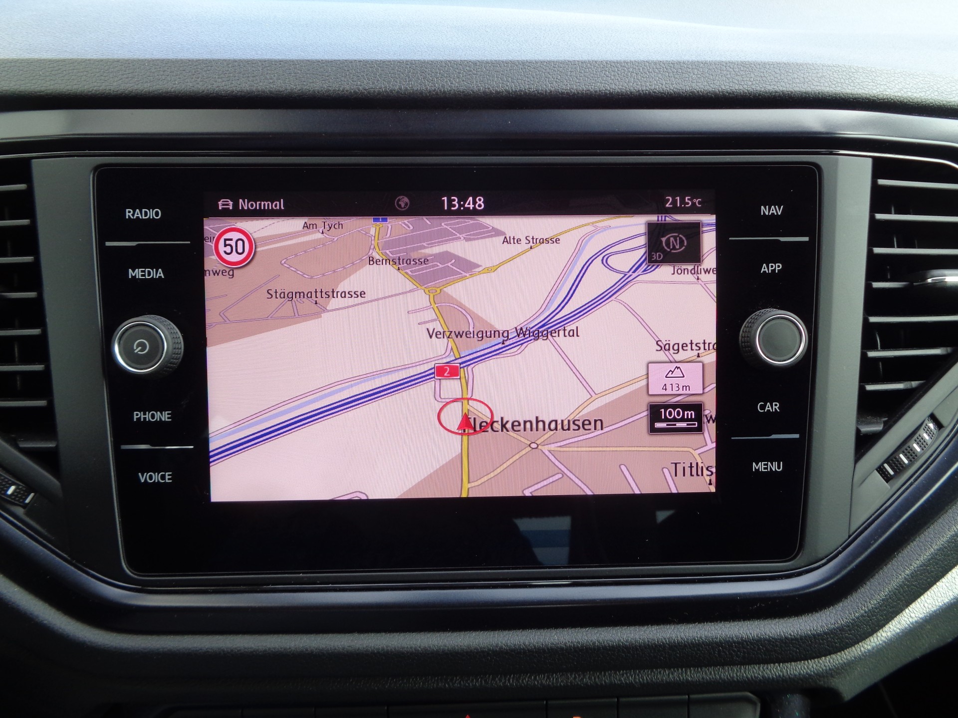 VW T-Roc 1.0 TSI-image-9