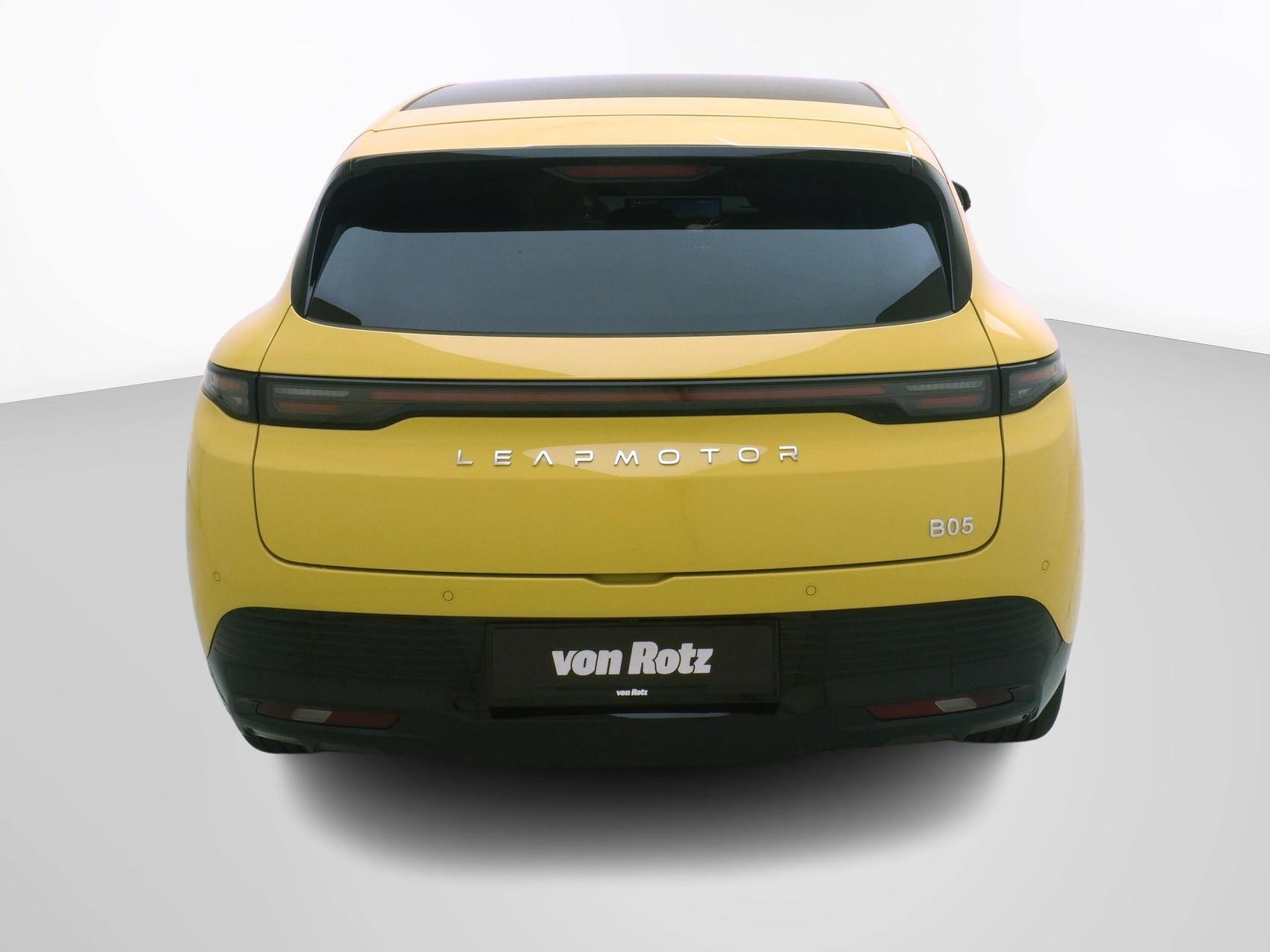 LEAPMOTOR B05 Design Pro MAX-showroom-element-2