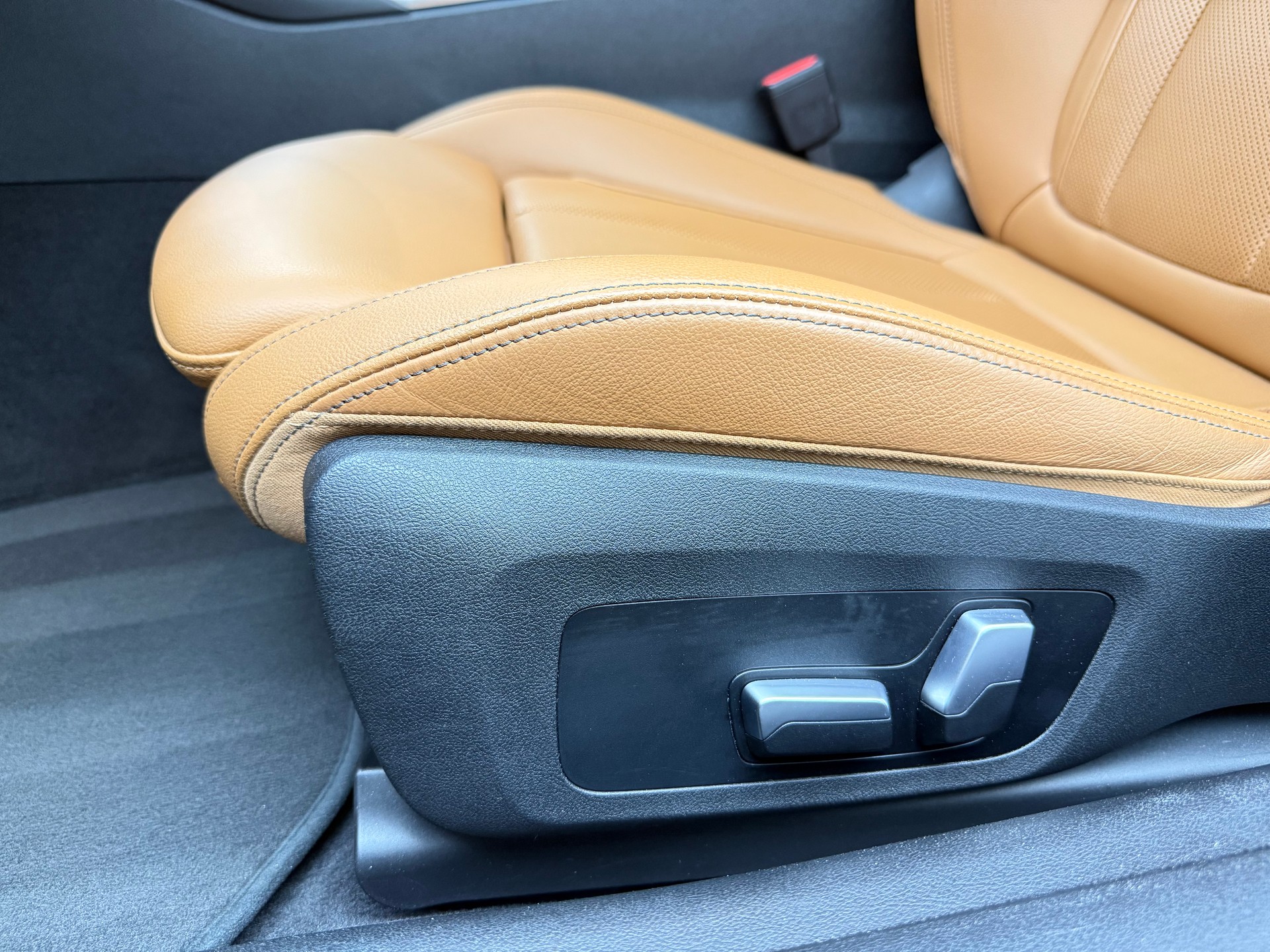 BMW 420d 48V Cabriolet Steptronic-image-14