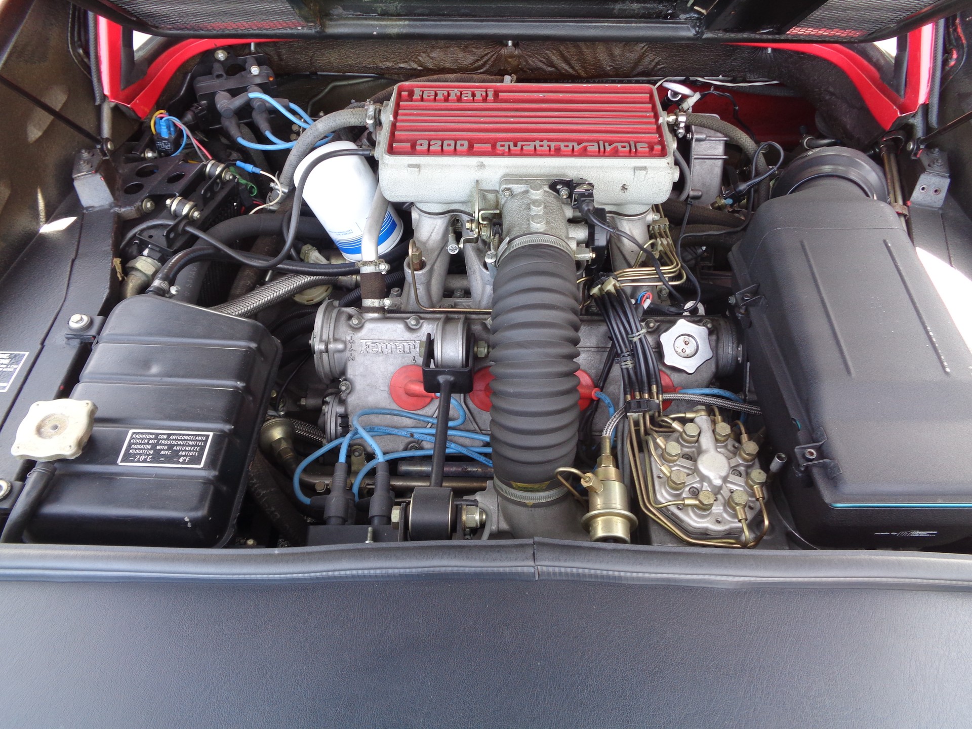 FERRARI 328 GTB-image-7