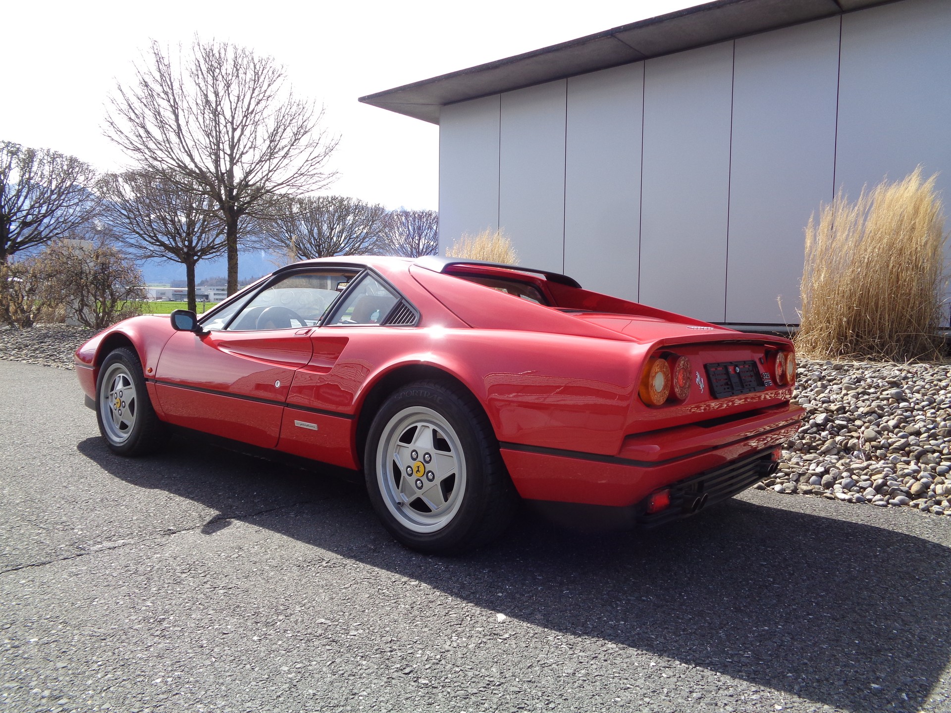 FERRARI 328 GTB-image-2