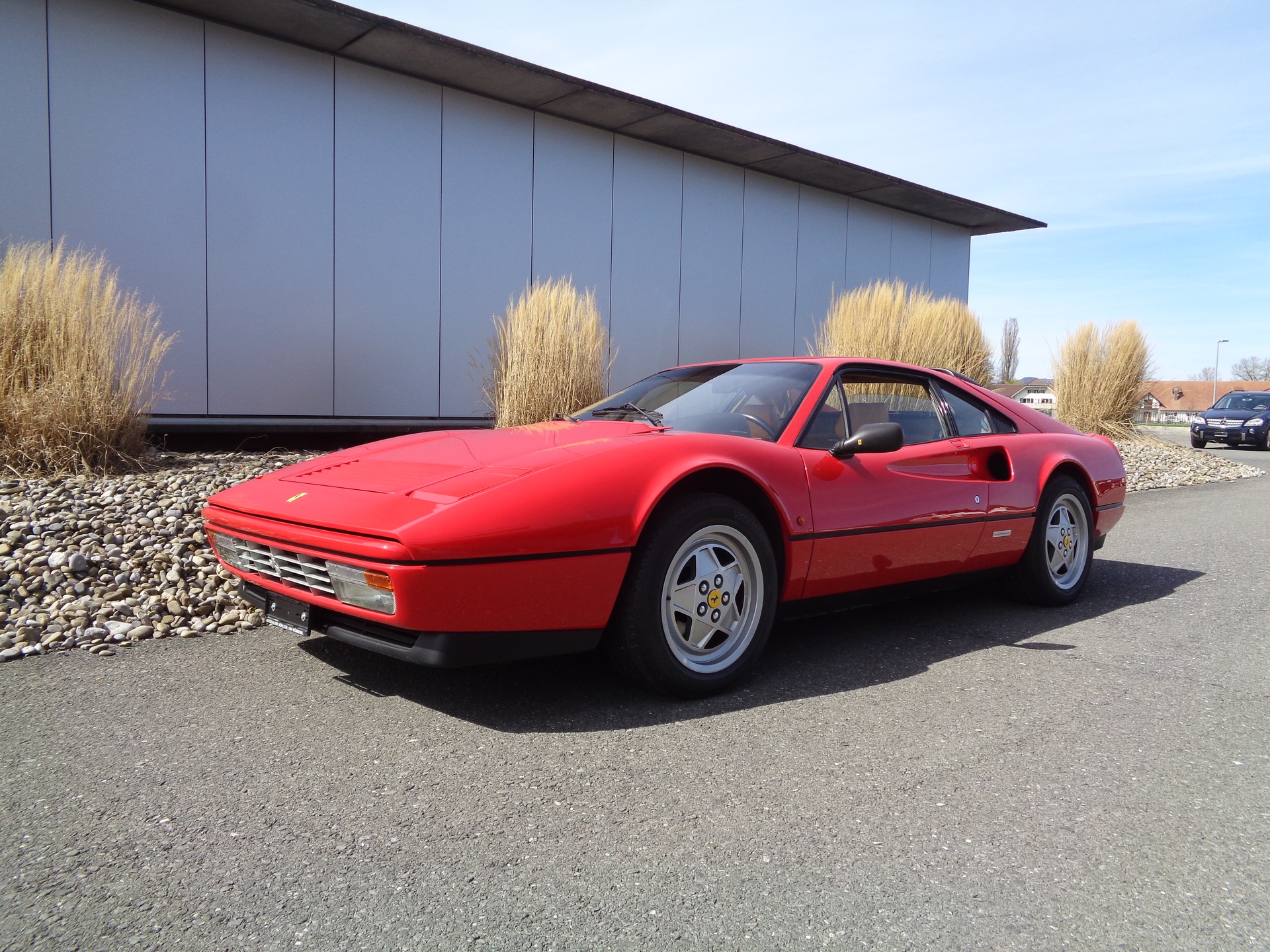 FERRARI 328 GTB-image-1