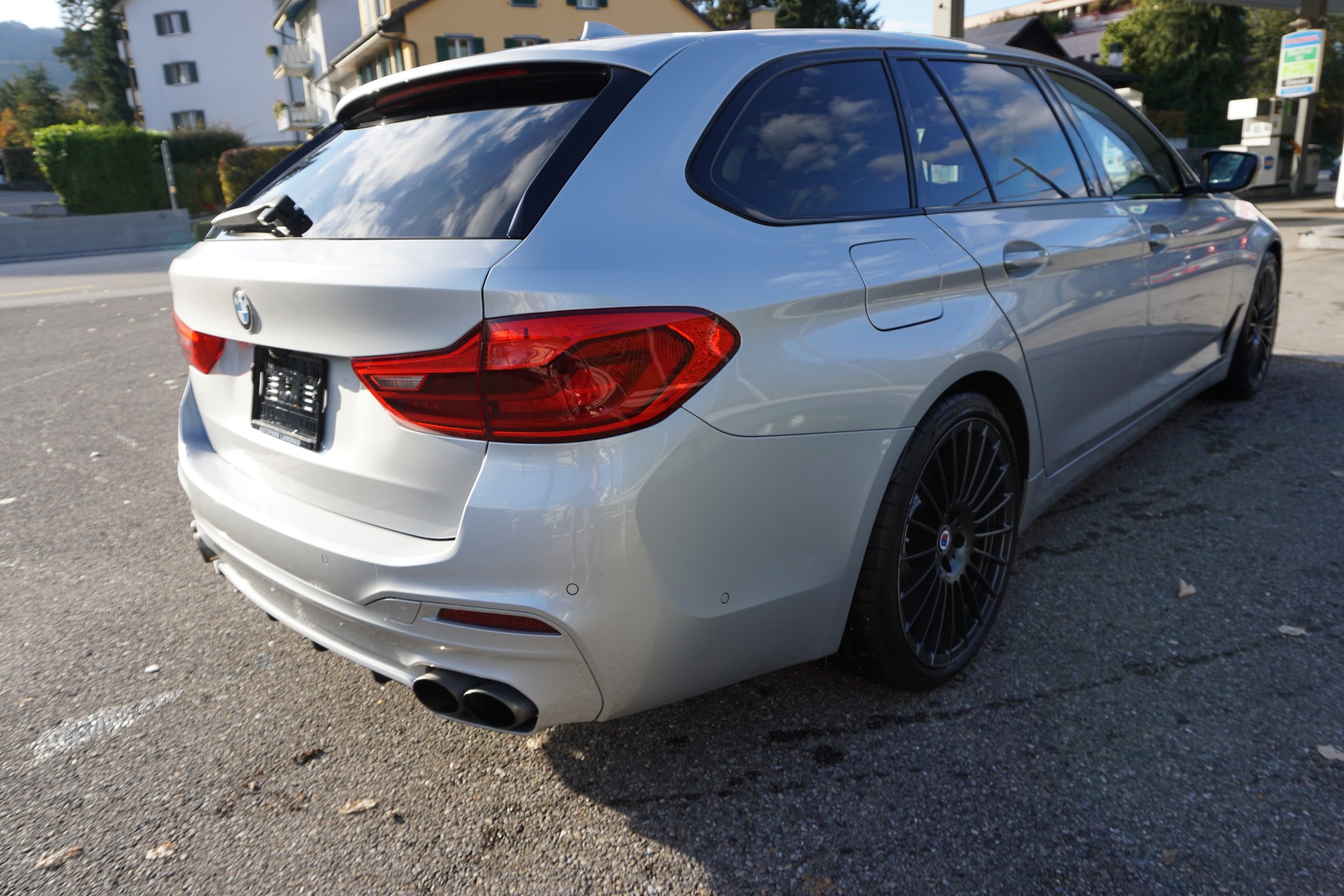 BMW-ALPINA ALPINA B5 BiTurbo Touring 4.4 V8 xDrive Switch-Tronic-showroom-element-2