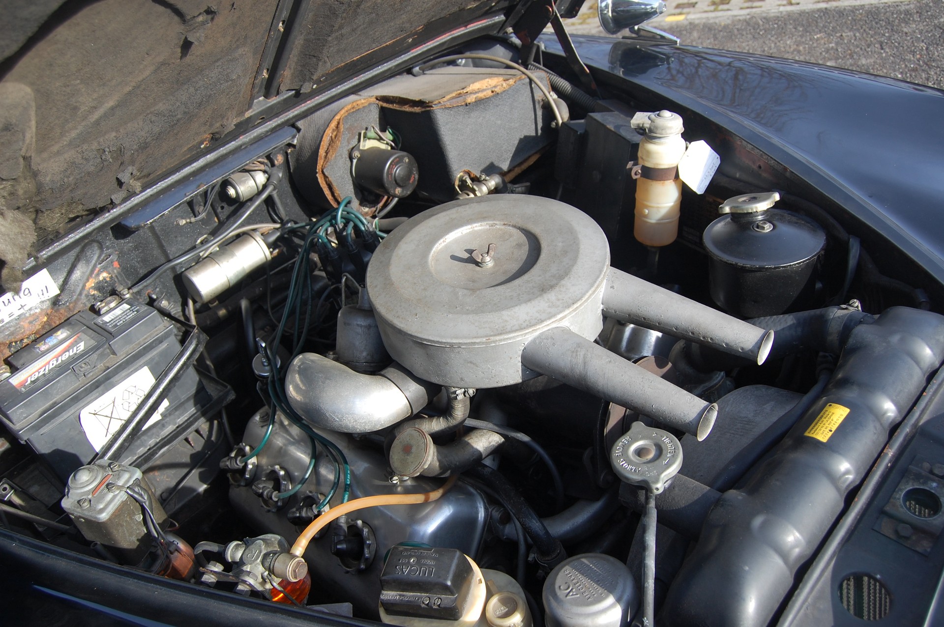 DAIMLER V8-image-10