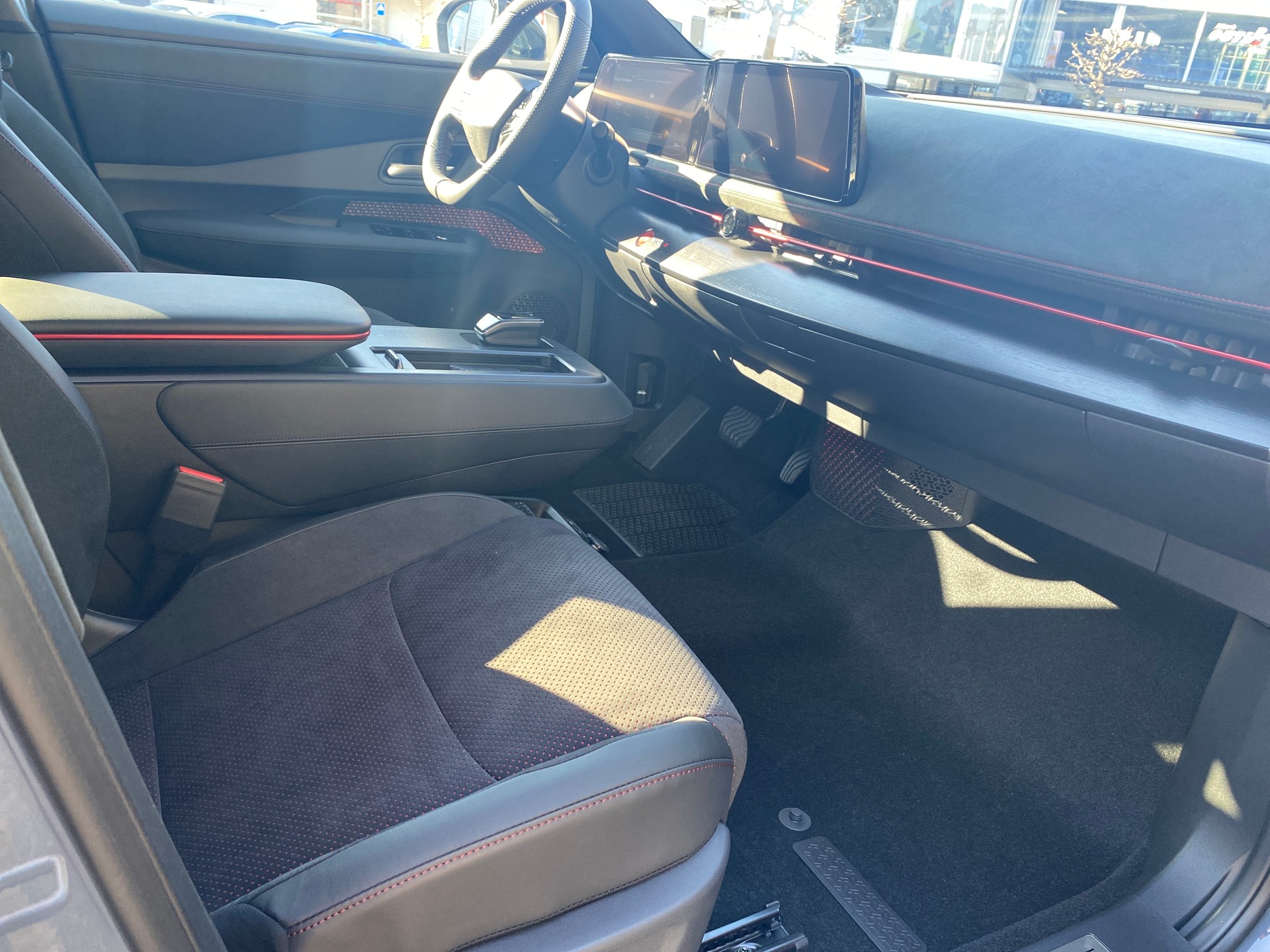 NISSAN Ariya 87 kWh e-4orce Nismo Allrad-image-14