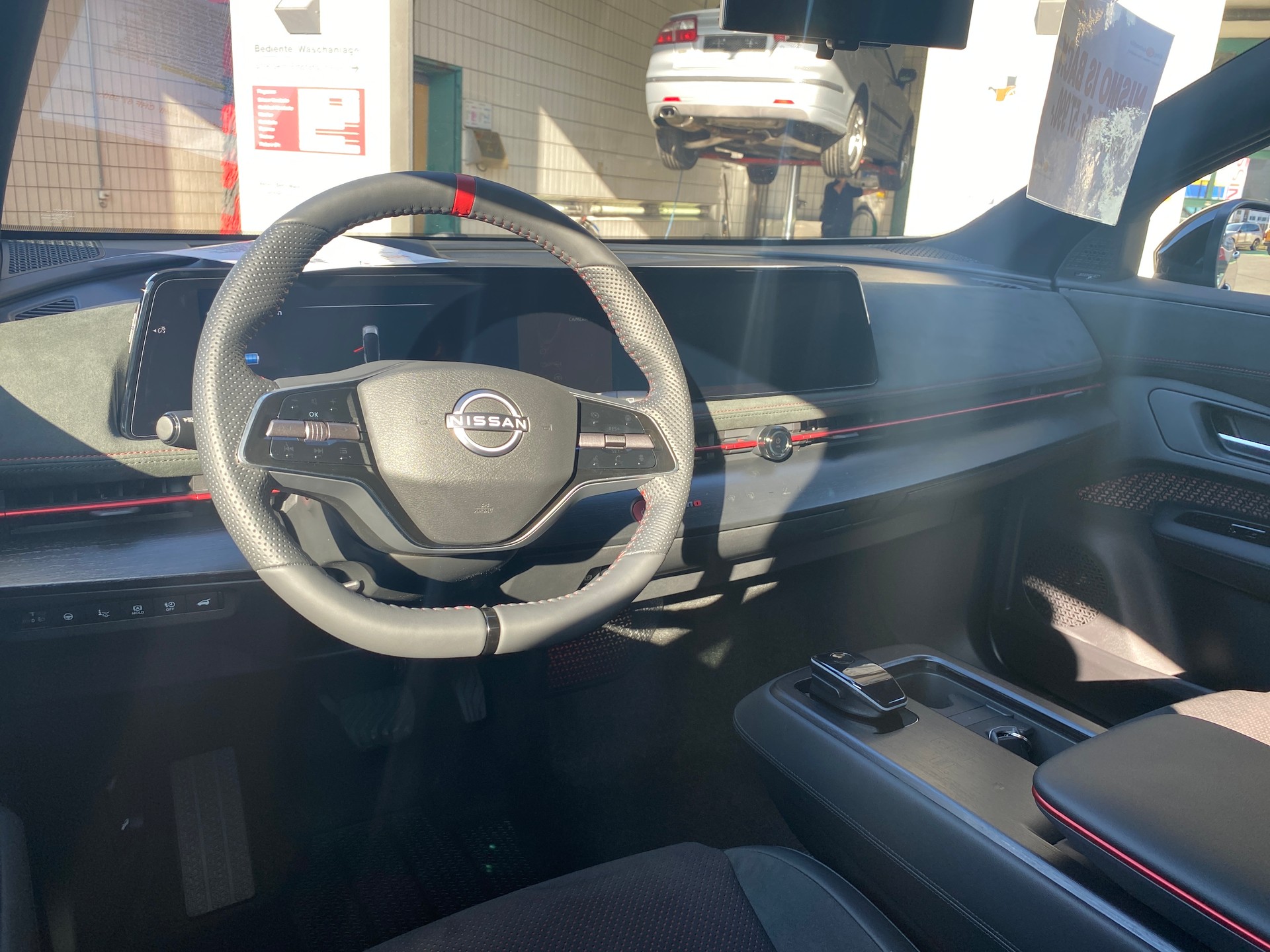NISSAN Ariya 87 kWh e-4orce Nismo Allrad-image-9