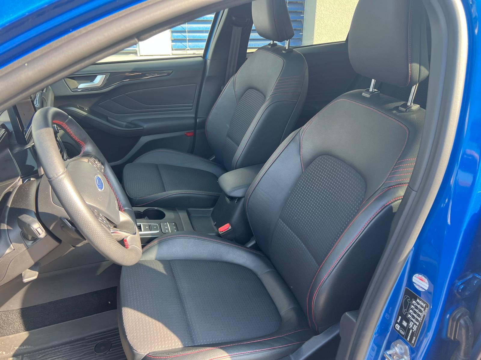 FORD Focus 2.0 TDCi ST Line Automatic-image-4