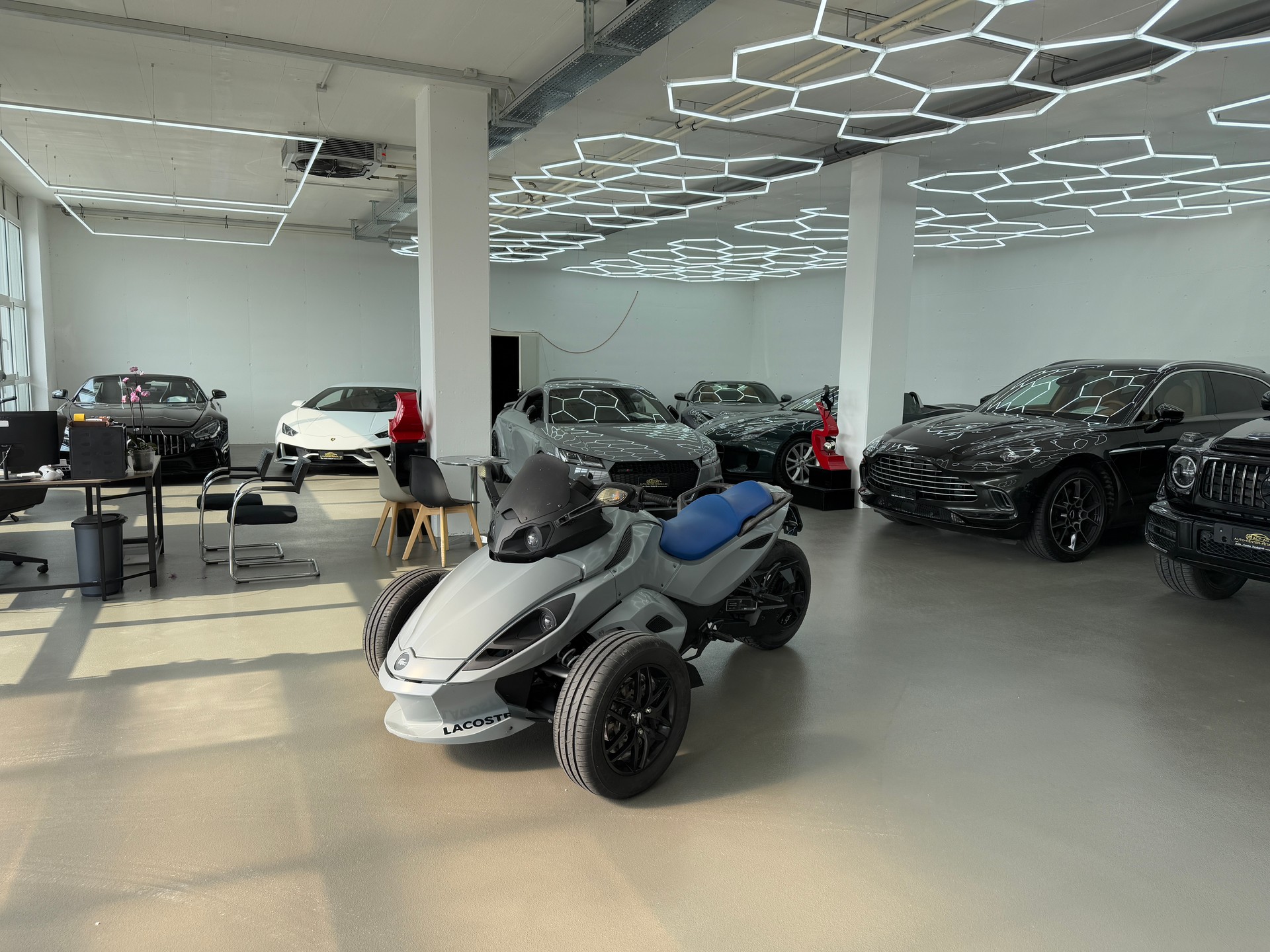 CAN-AM Spyder RS-S SE5-image-8