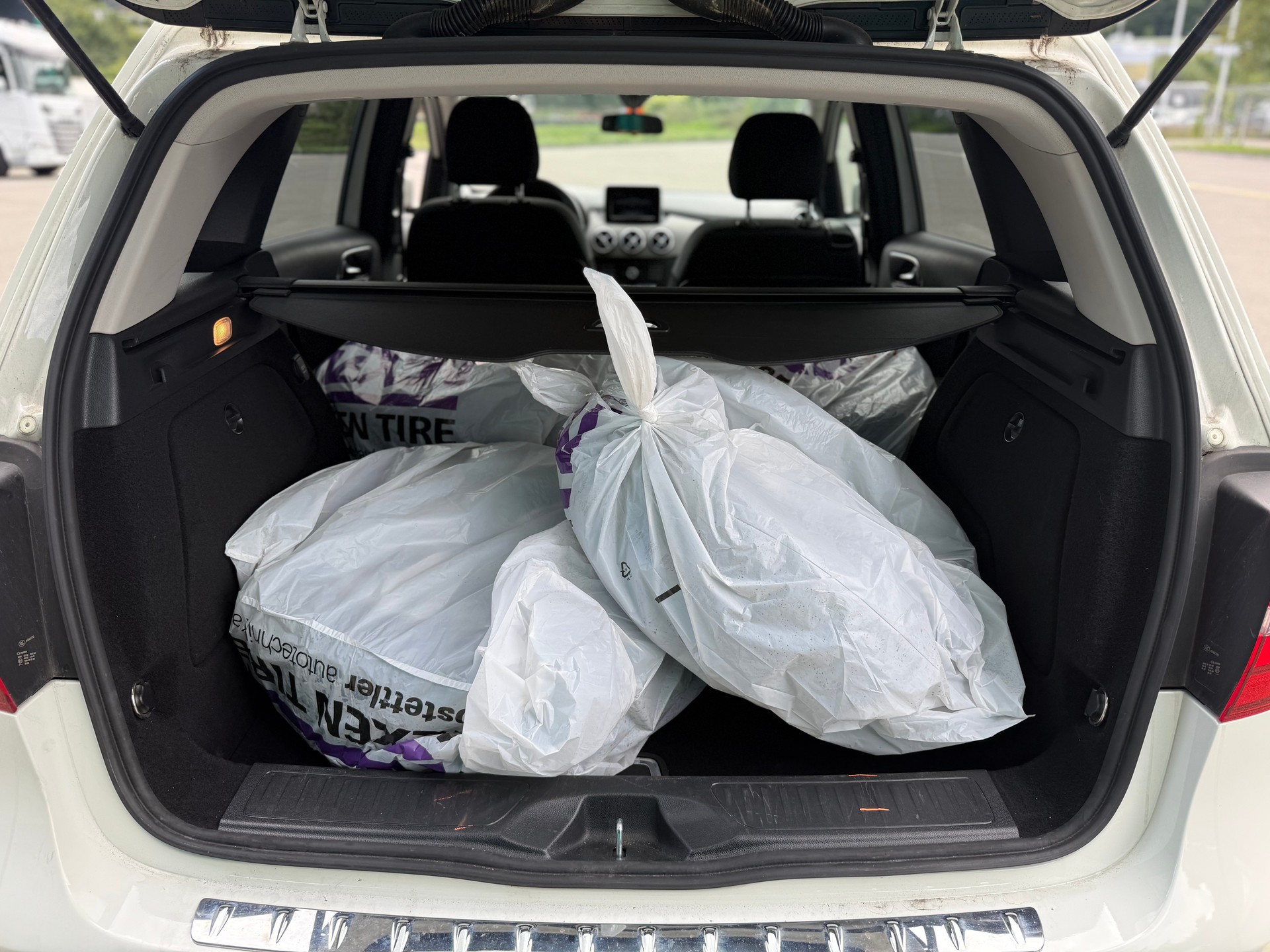 MERCEDES-BENZ B 220 Style 4Matic 7G-DCT-image-11