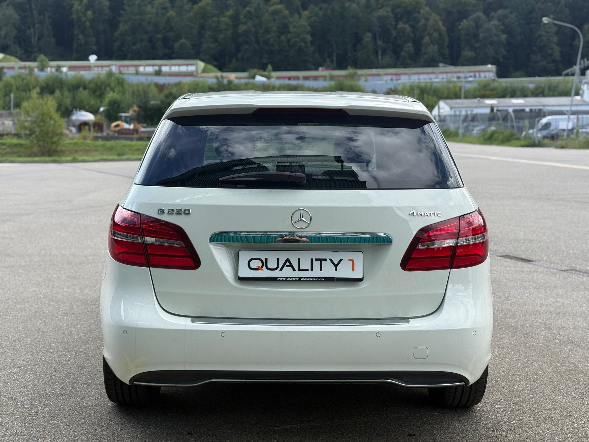 MERCEDES-BENZ B 220 Style 4Matic 7G-DCT-image-3