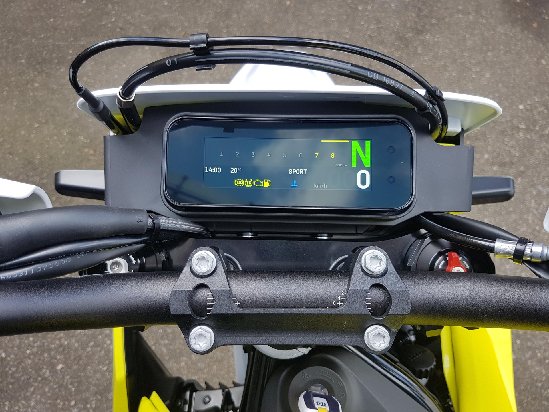 HUSQVARNA 701 Supermoto-image-5