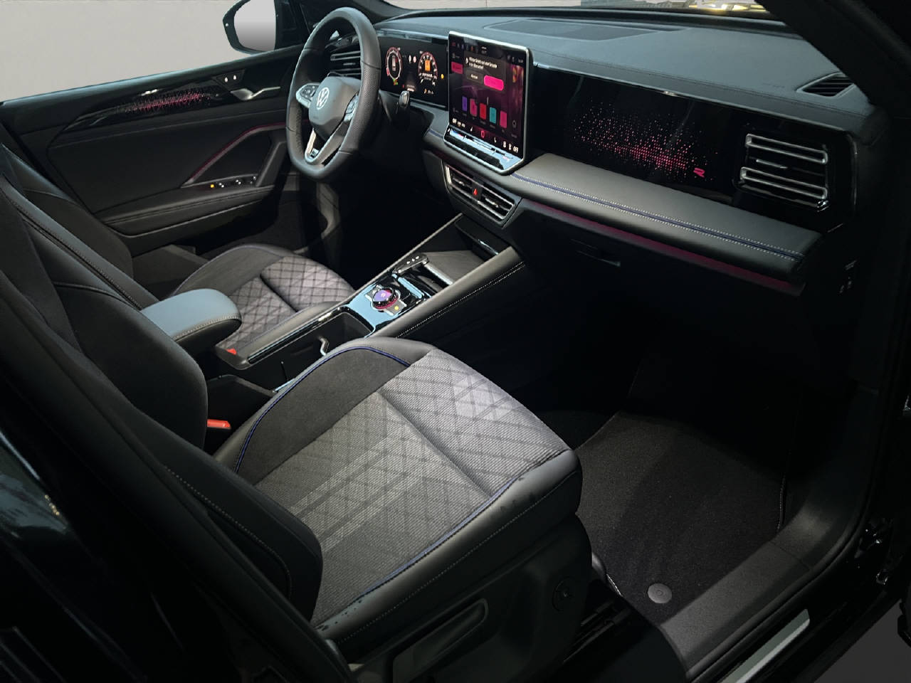 VW Tiguan 1.5 TSI R-Line DSG-image-11