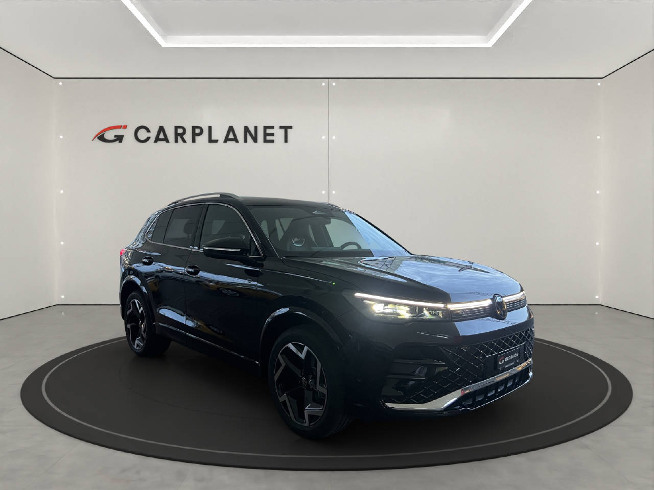 VW Tiguan 1.5 TSI R-Line DSG-showroom-element-1