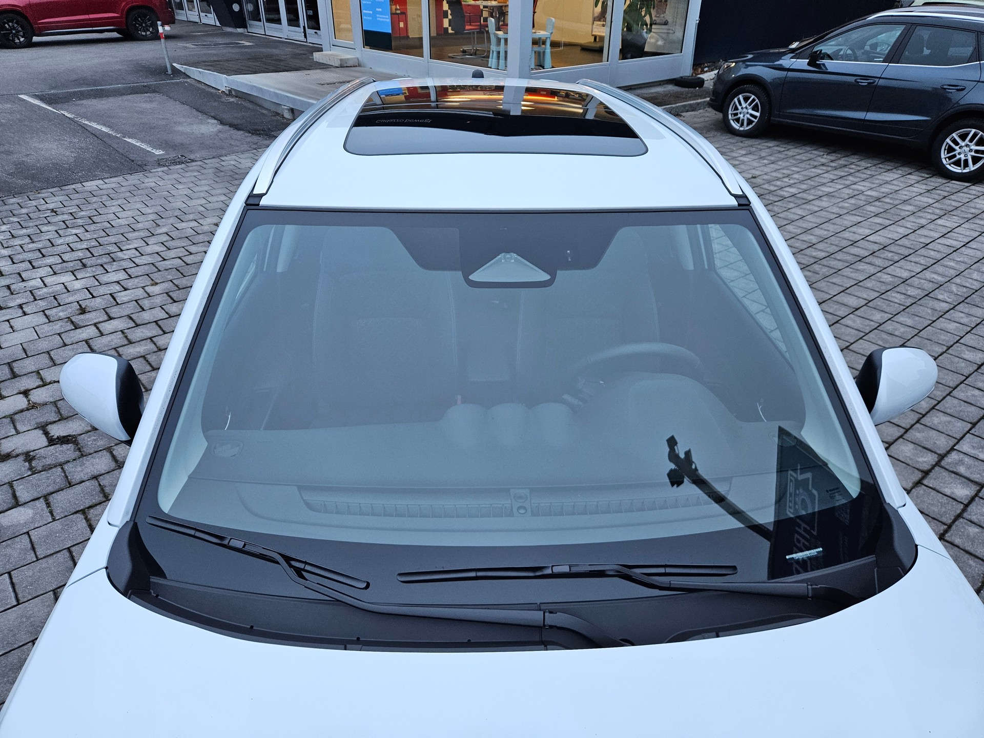 SUZUKI Vitara 1.4 Boosterjet Compact Top 4x4 Hybrid-showroom-element-2