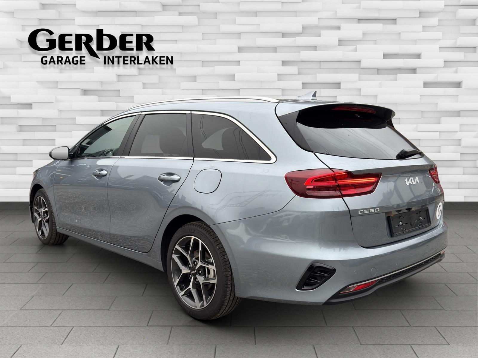 KIA Ceed SW 1.5 T-GDi MHEV Power-showroom-element-2