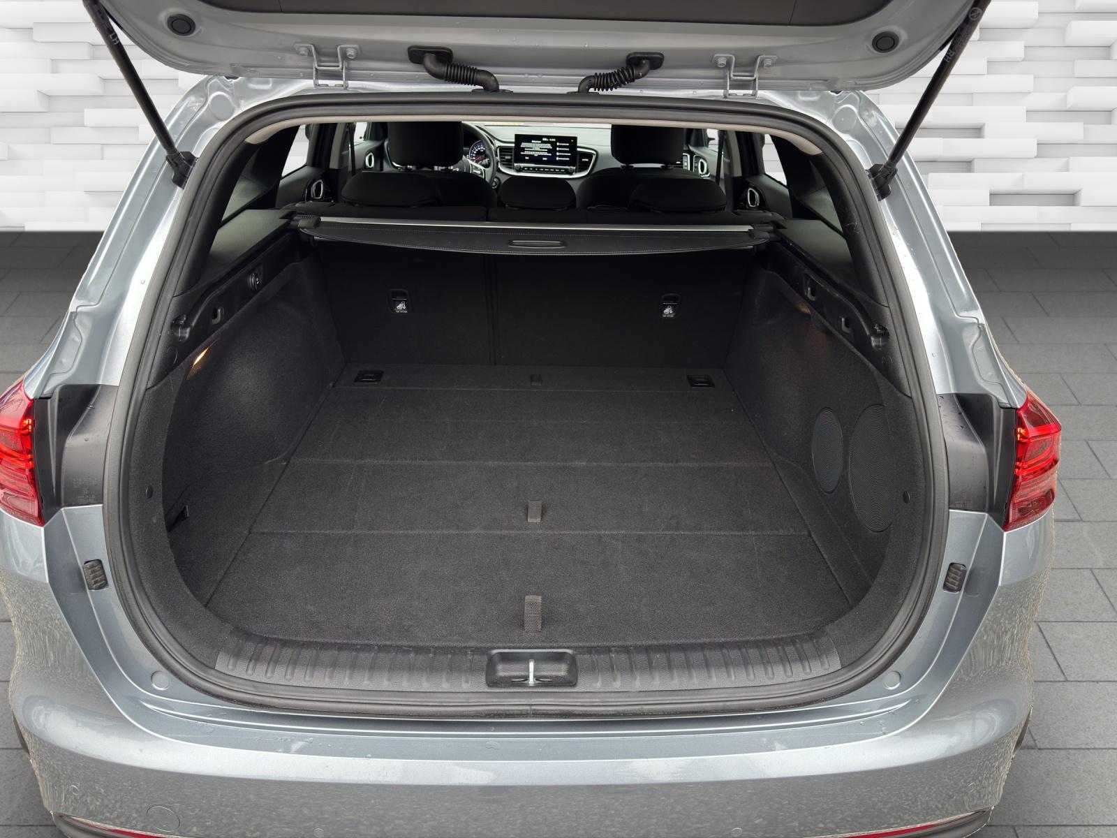 KIA Ceed SW 1.5 T-GDi MHEV Power-image-7
