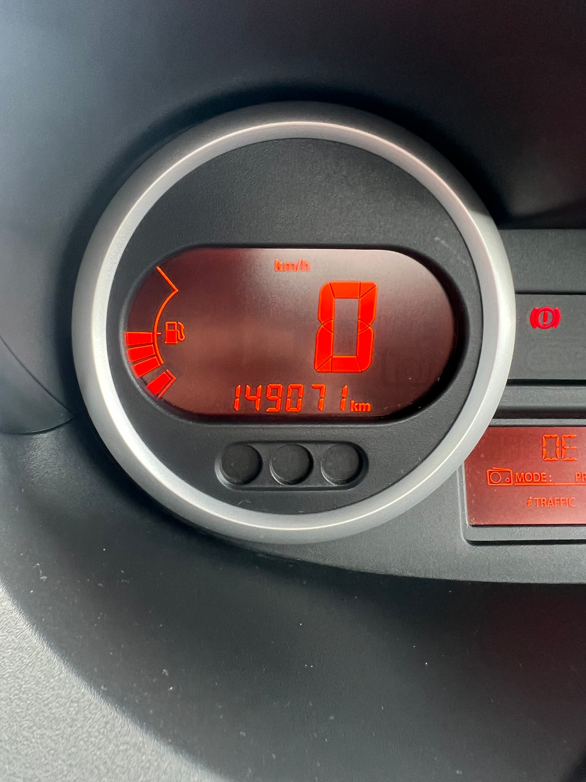 RENAULT Twingo 1.6 16V RS (Sport)-image-9