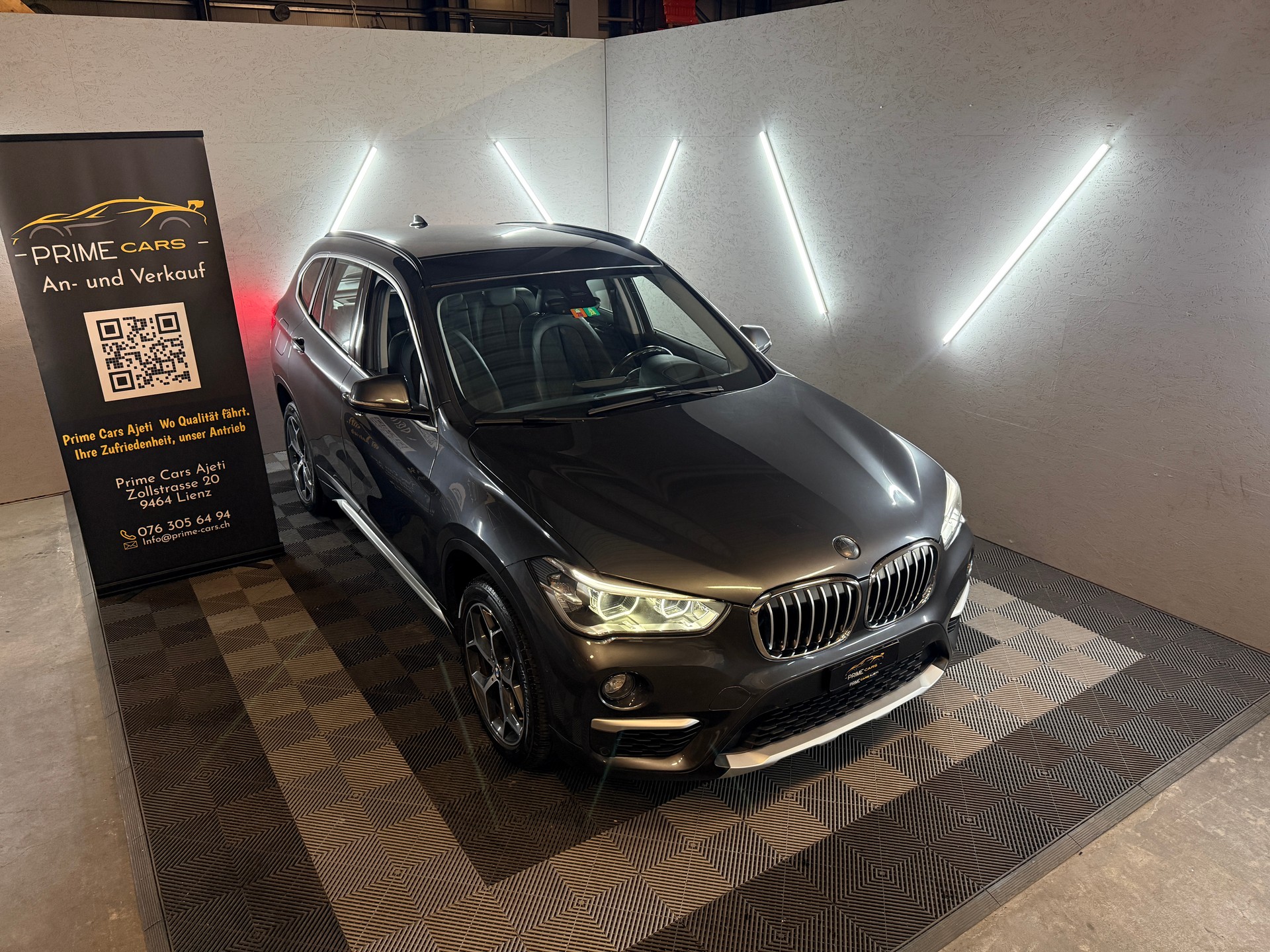 BMW X1 xDrive 20i xLine Steptronic-showroom-element-2