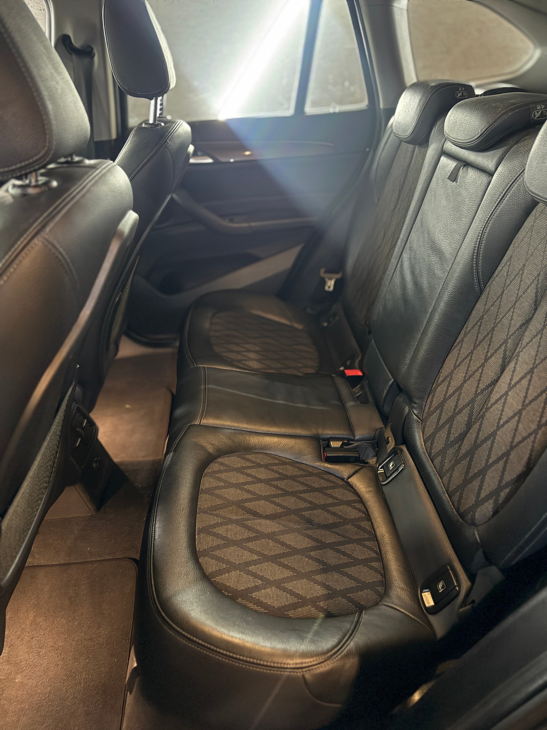 BMW X1 xDrive 20i xLine Steptronic-image-13