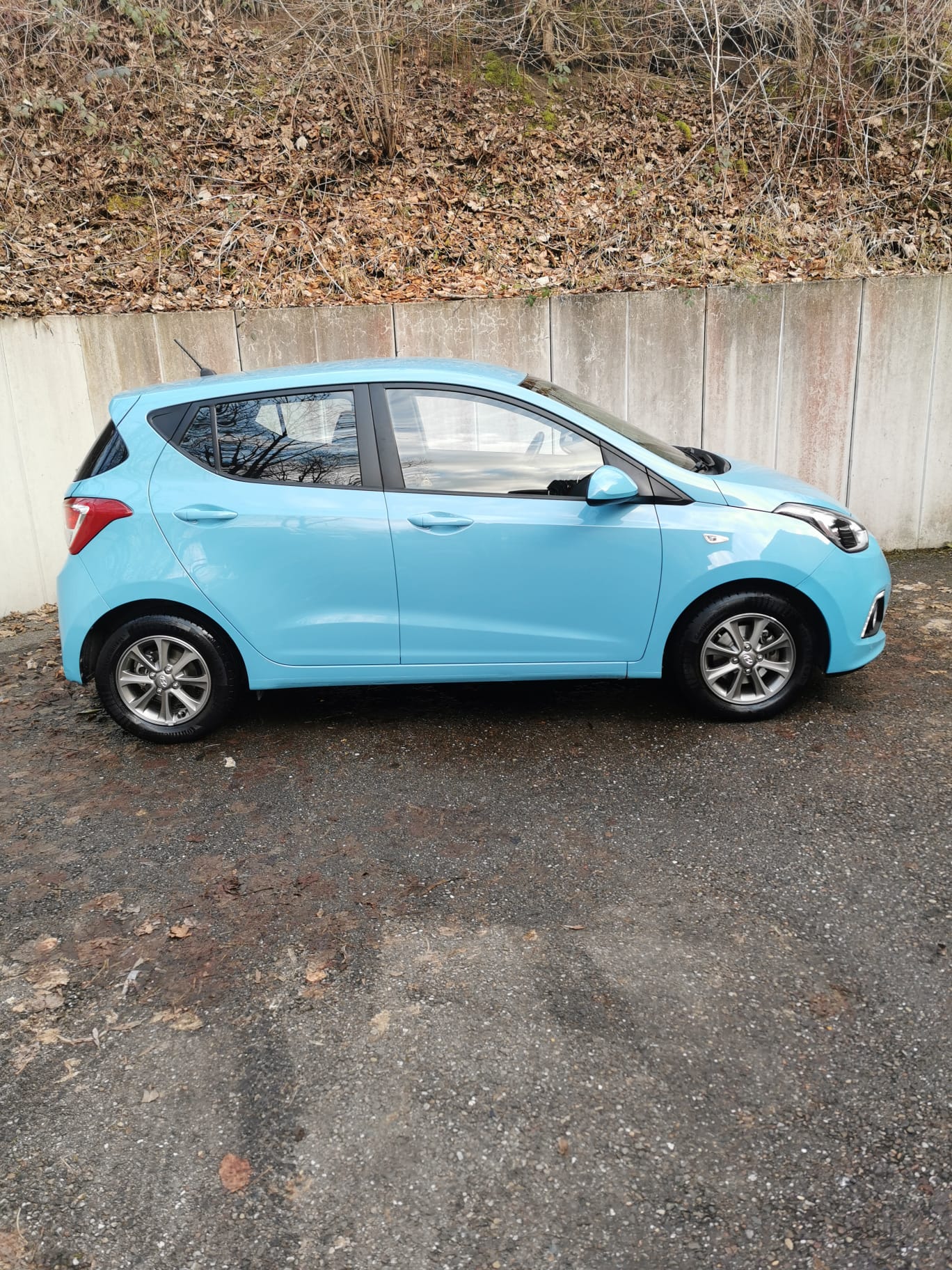 HYUNDAI i10 1.2 Style Automatic-image-4