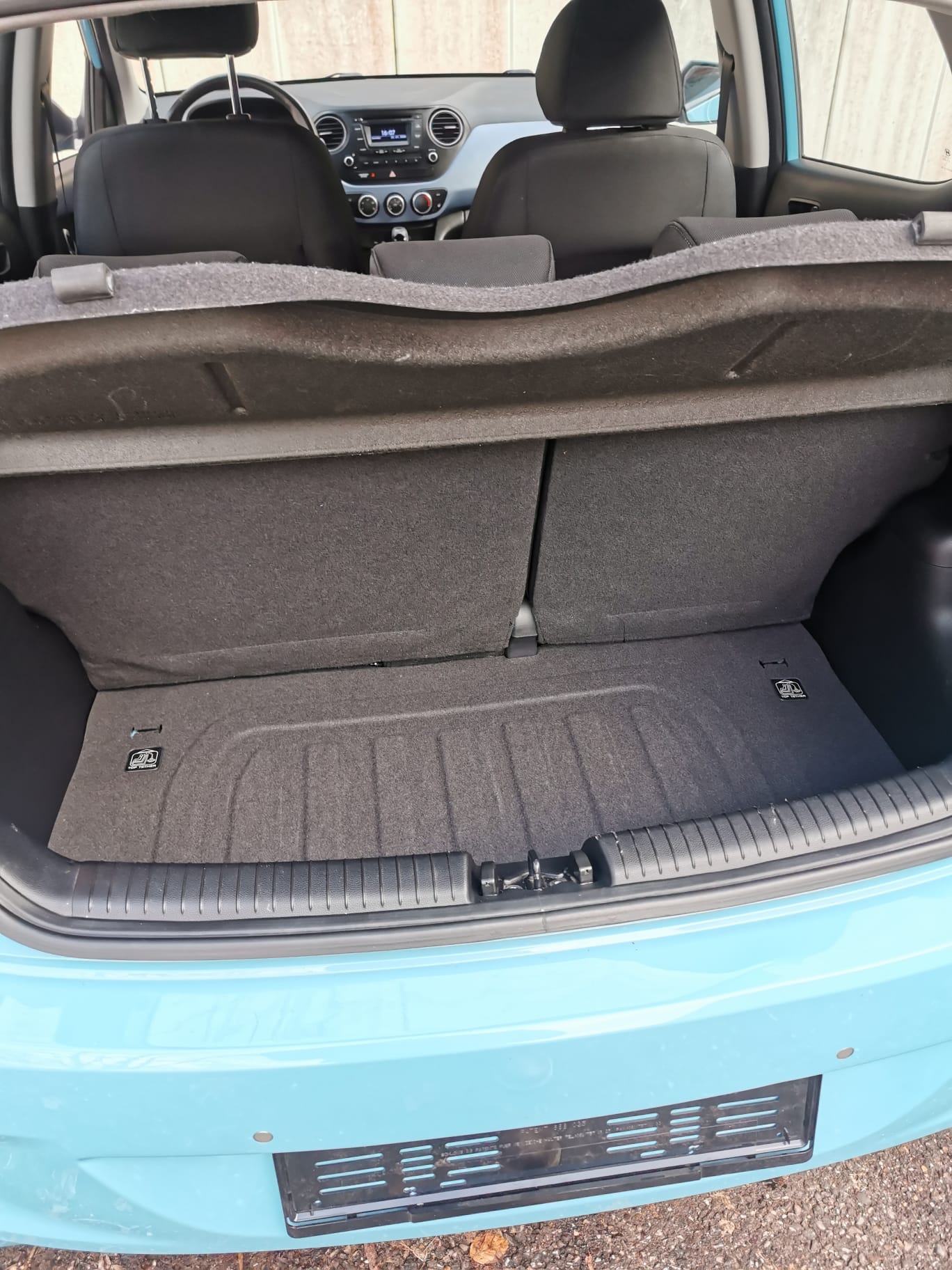 HYUNDAI i10 1.2 Style Automatic-image-12