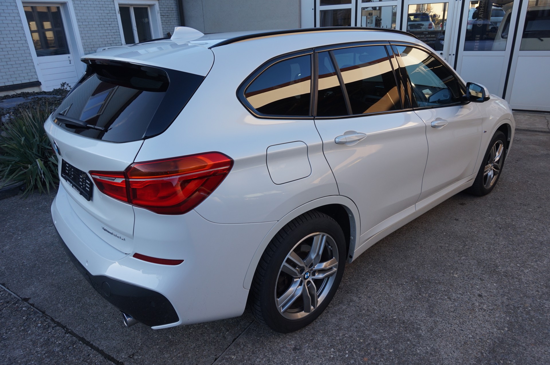 BMW X1 xDrive 20d M Sport Steptronic-image-5