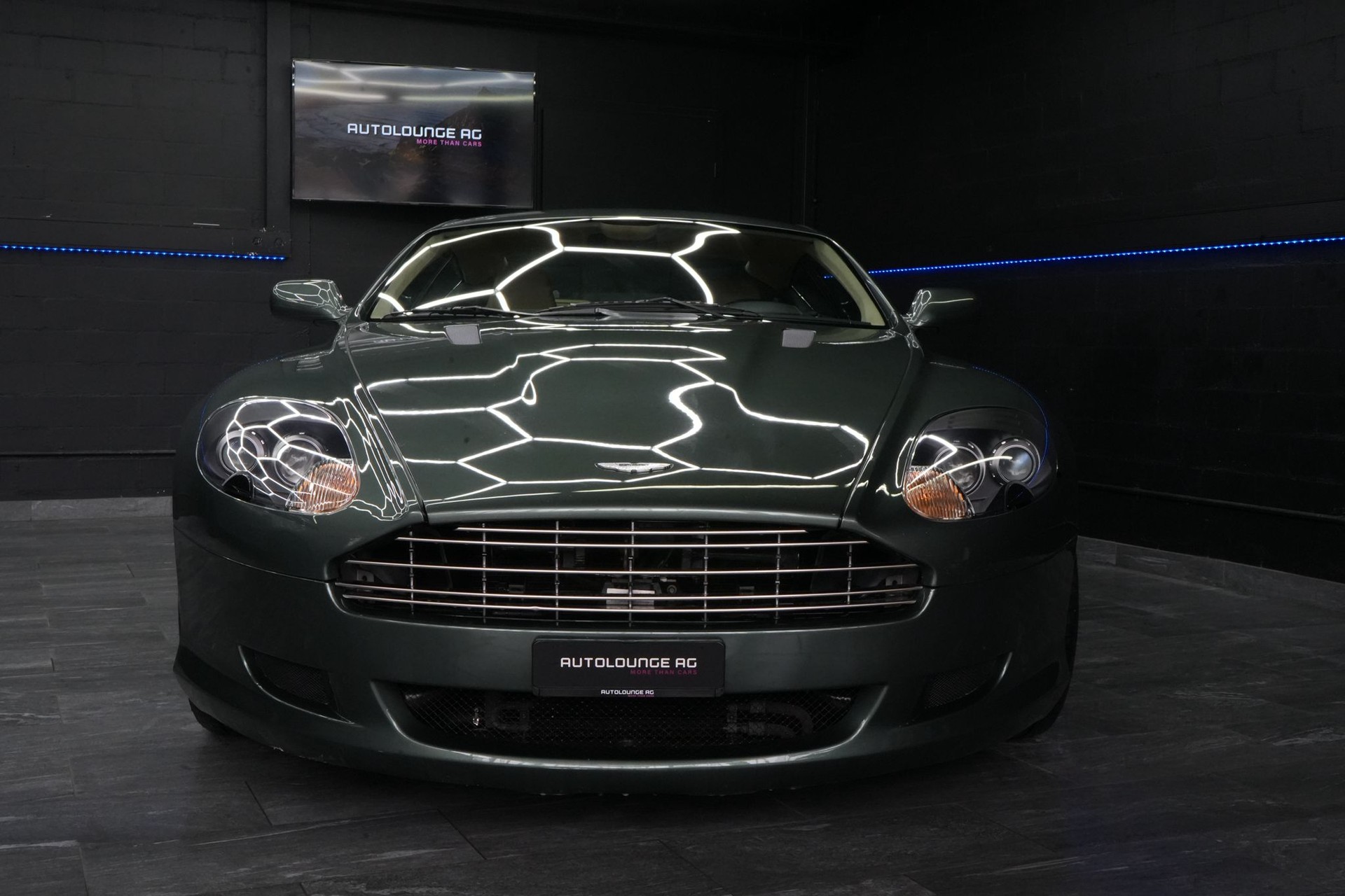 ASTON MARTIN DB9 Touchtronic 2-image-4