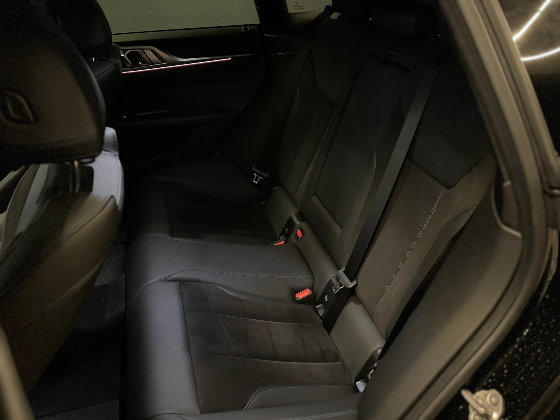 BMW 420d xDrive 48V Gran Coupé M Sport Steptronic-image-15