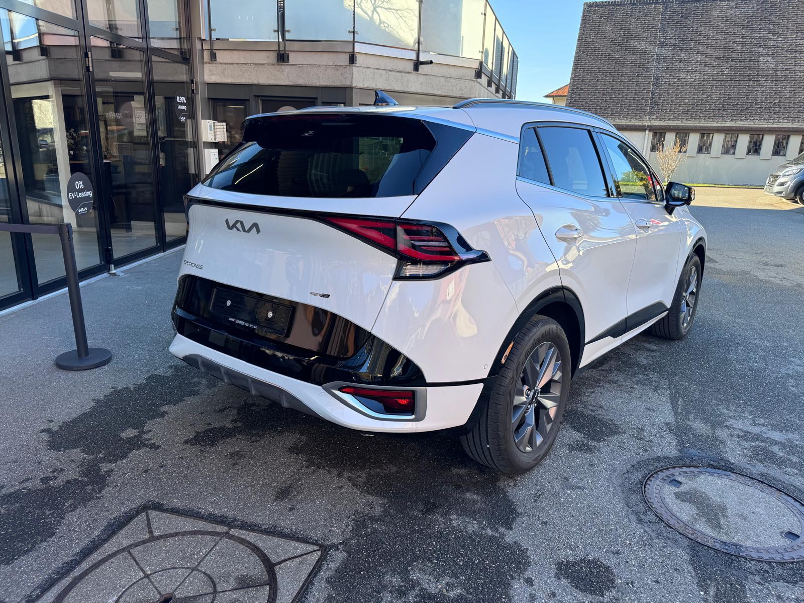 KIA Sportage 1.6 T-GDi Hybrid GT-Line-image-5
