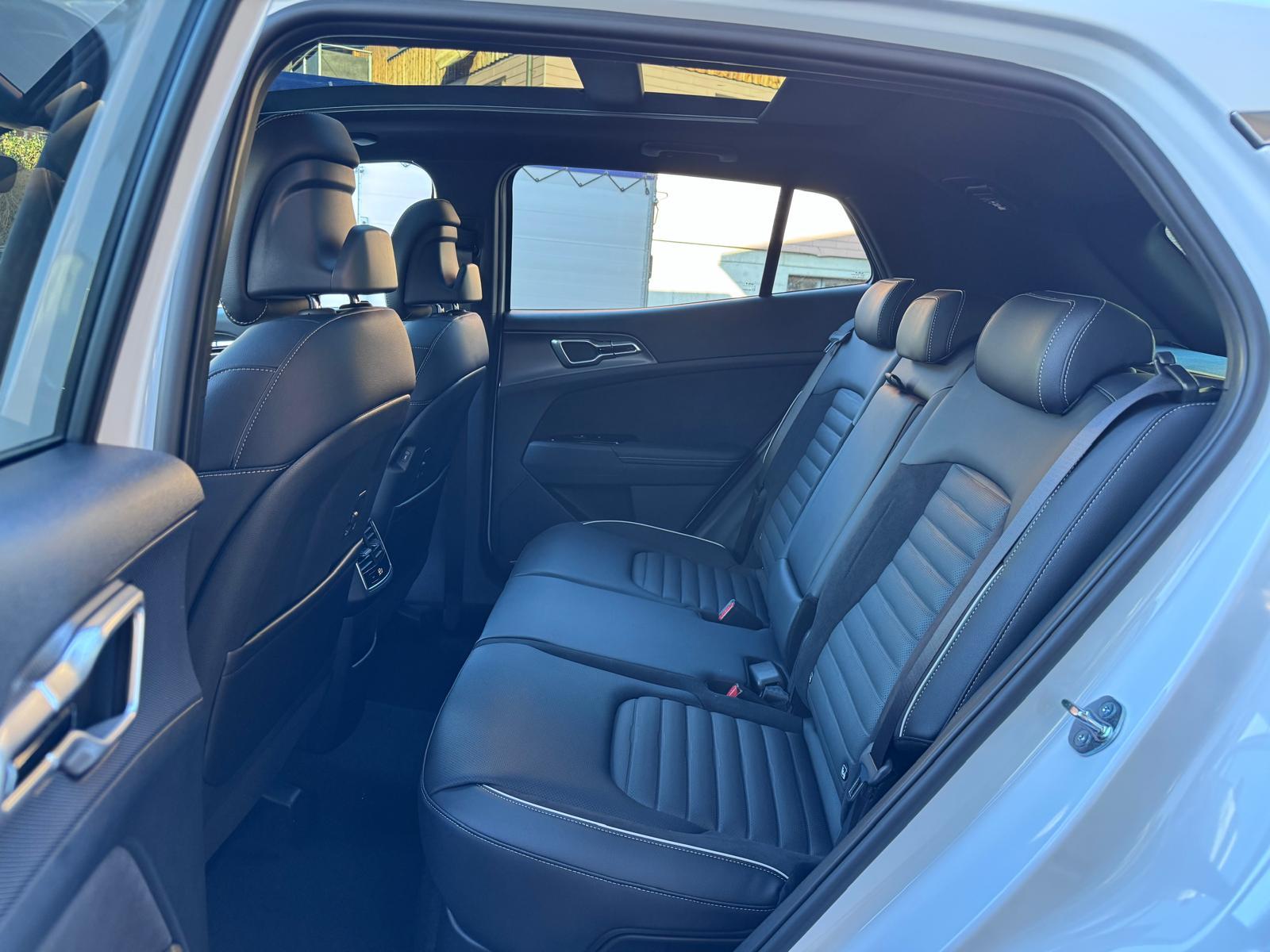 KIA Sportage 1.6 T-GDi Hybrid GT-Line-image-10