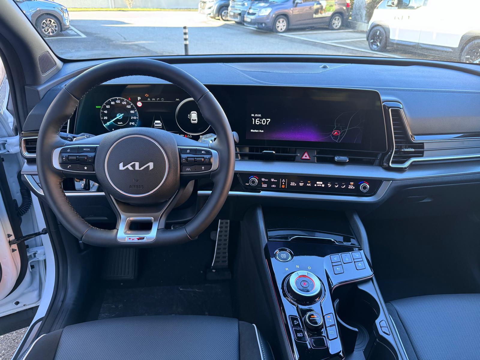 KIA Sportage 1.6 T-GDi Hybrid GT-Line-image-11