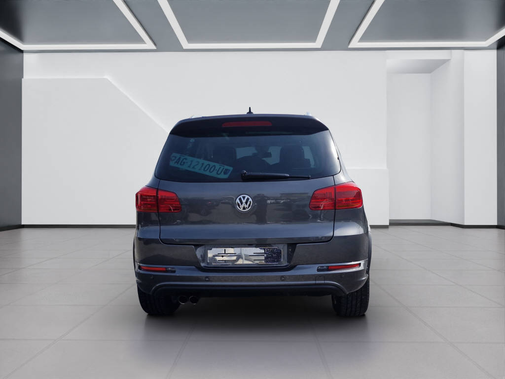 VW Tiguan 2.0 TSI 210 R-Line DSG-image-3