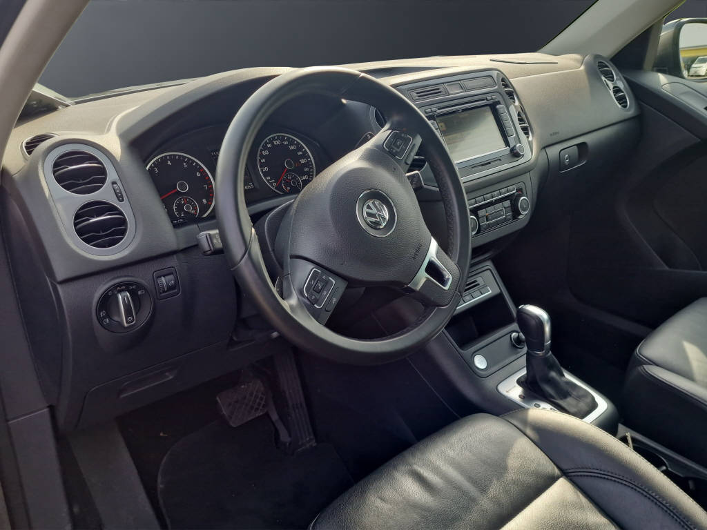 VW Tiguan 2.0 TSI 210 R-Line DSG-image-8