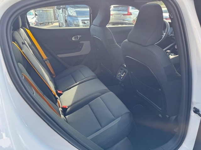 POLESTAR 2 Long Range Dual Motor Performance-image-12