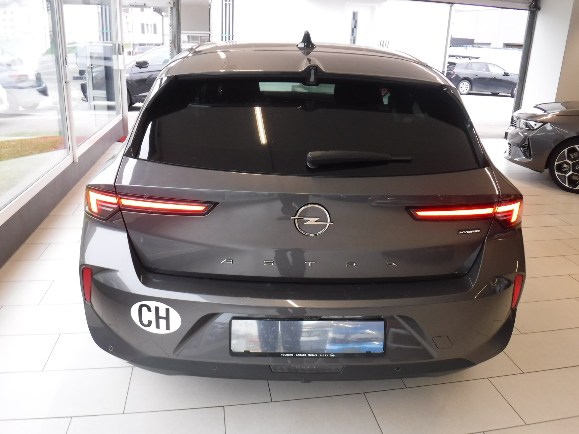 OPEL Astra 1.2i Turbo MHEV Edition A-image-2