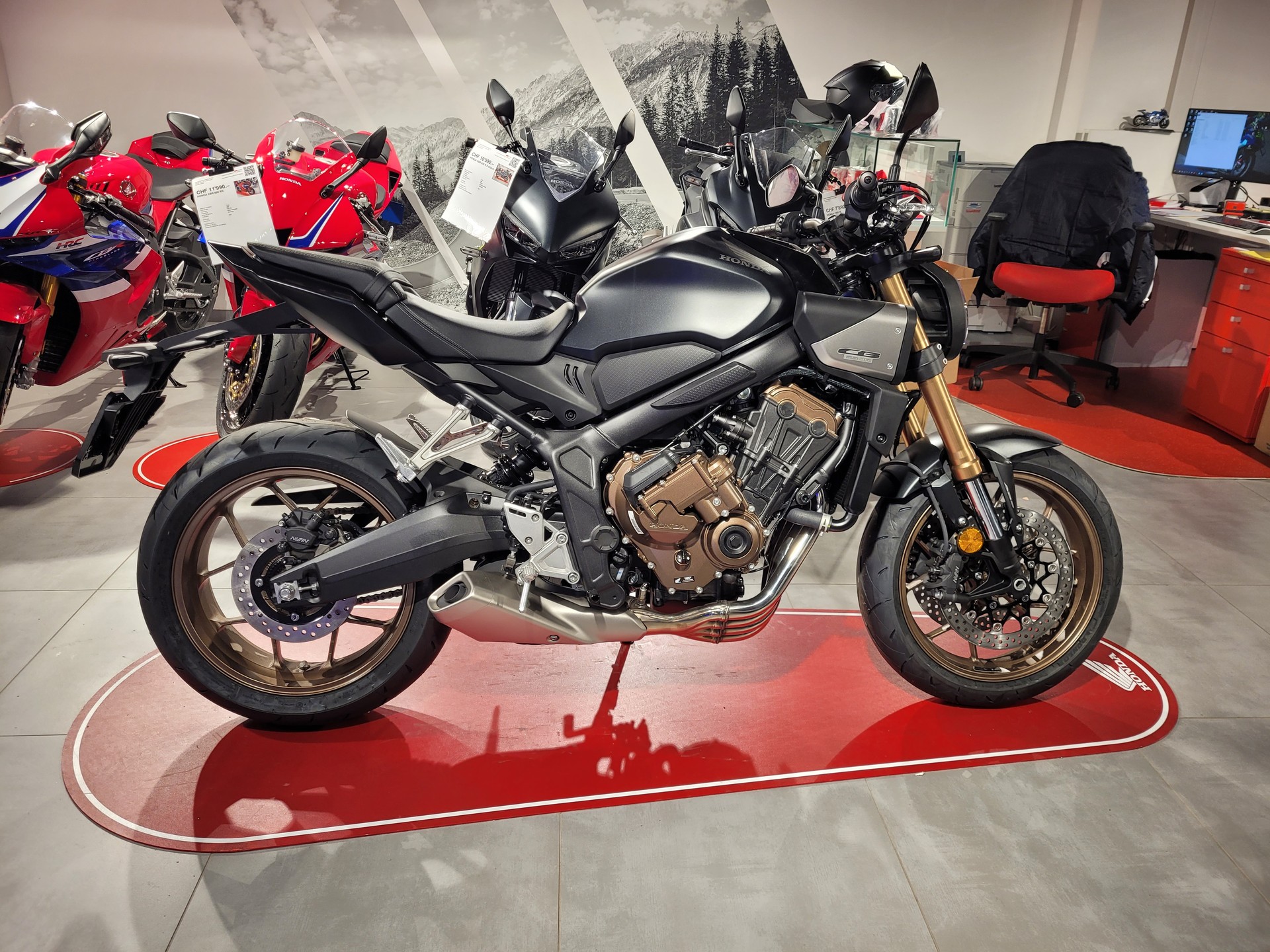 HONDA CB 650 R E-Clutch-image-1