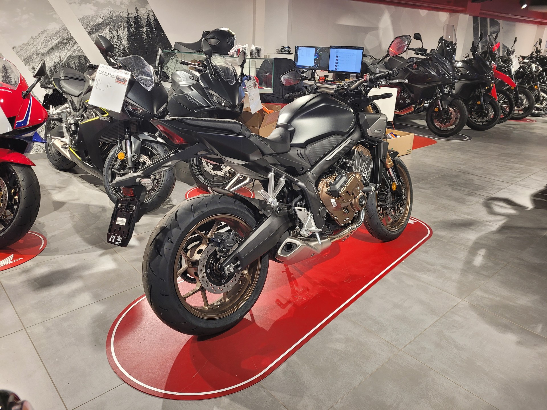 HONDA CB 650 R E-Clutch-image-2