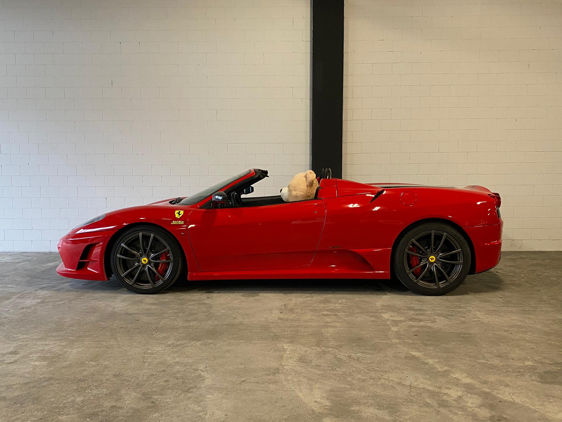 FERRARI F430 Spider Scuderia 16M "1 of 499"