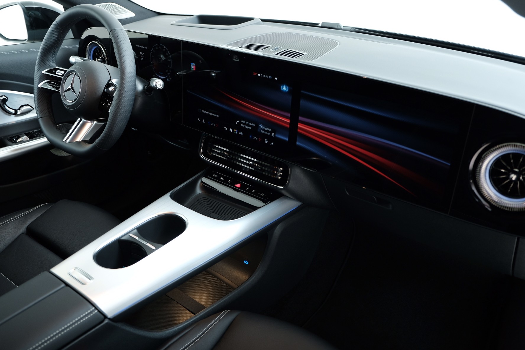 MERCEDES-BENZ CLA Shooting Brake 350 4Matic 85 kWh EQ-image-4