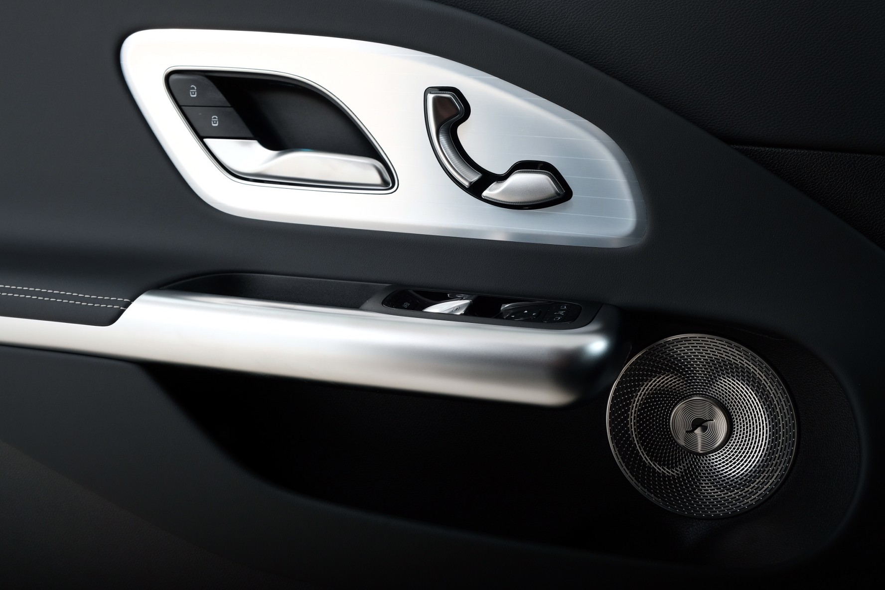 MERCEDES-BENZ CLA Shooting Brake 350 4Matic 85 kWh EQ-image-13