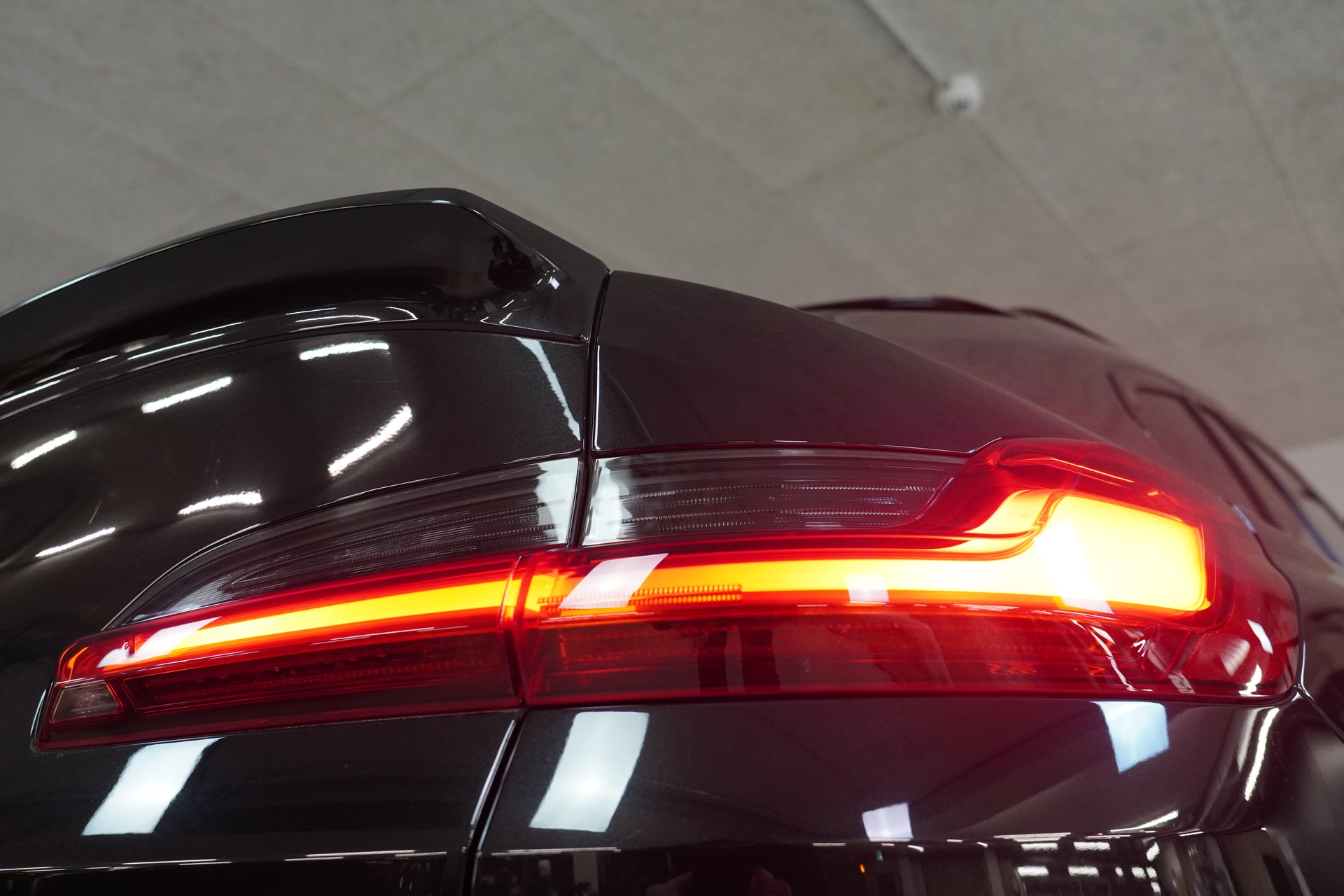 BMW-ALPINA XD4 Switch-Tronic-image-15