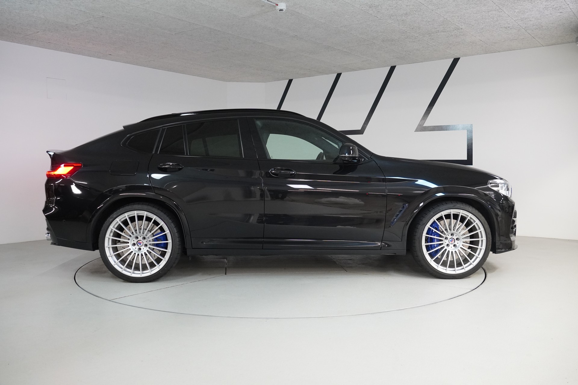 BMW-ALPINA XD4 Switch-Tronic-image-7