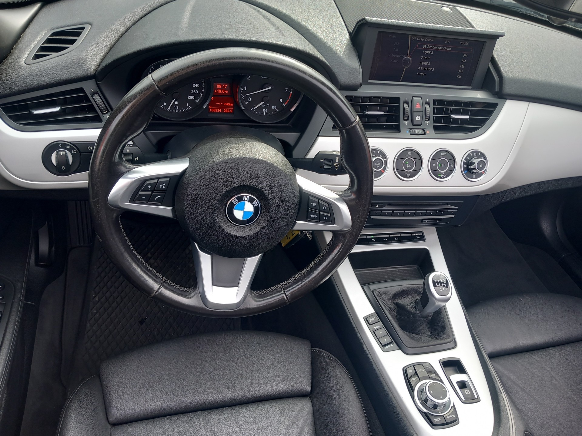 BMW Z4 sDrive23i-image-9