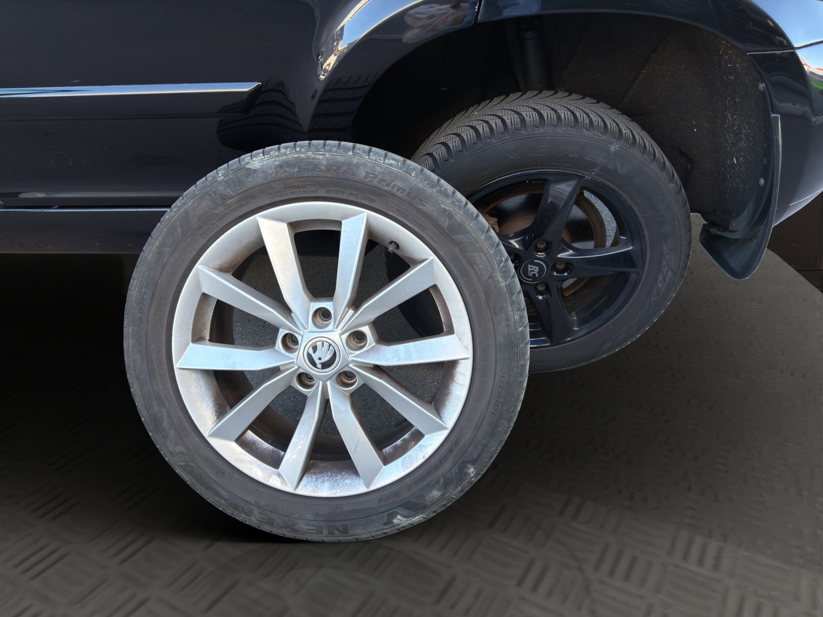 SKODA Yeti 2.0 TDI Ambition 4x4 DSG-image-19