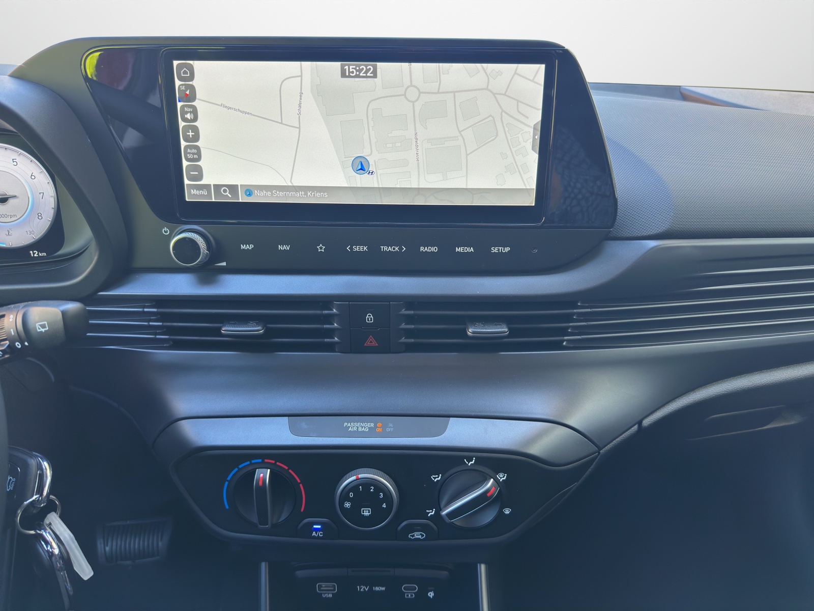 HYUNDAI i20 1.0 T-GDi Amplia-image-8