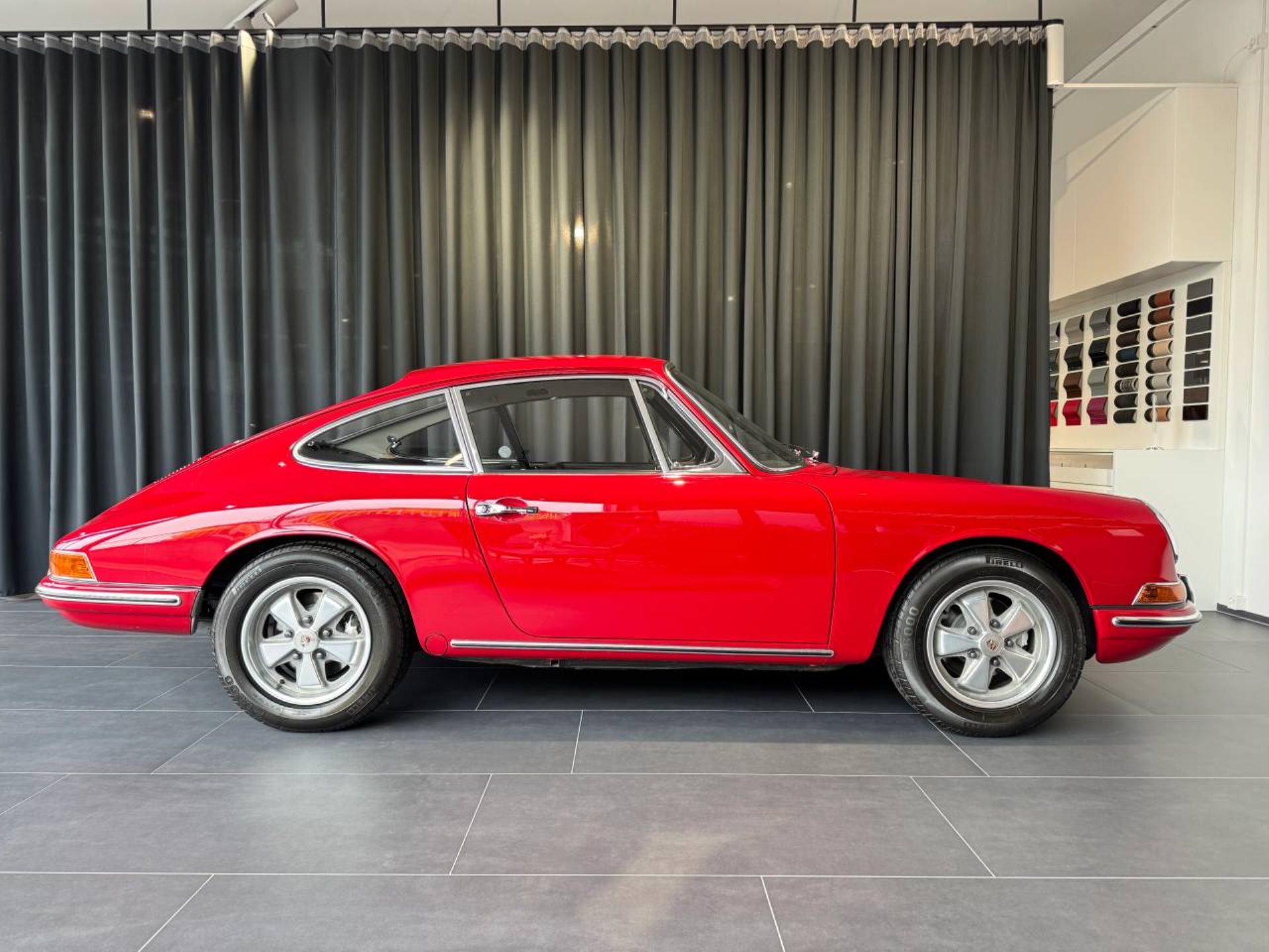 PORSCHE 912 Coupé (Karmann)-image-7