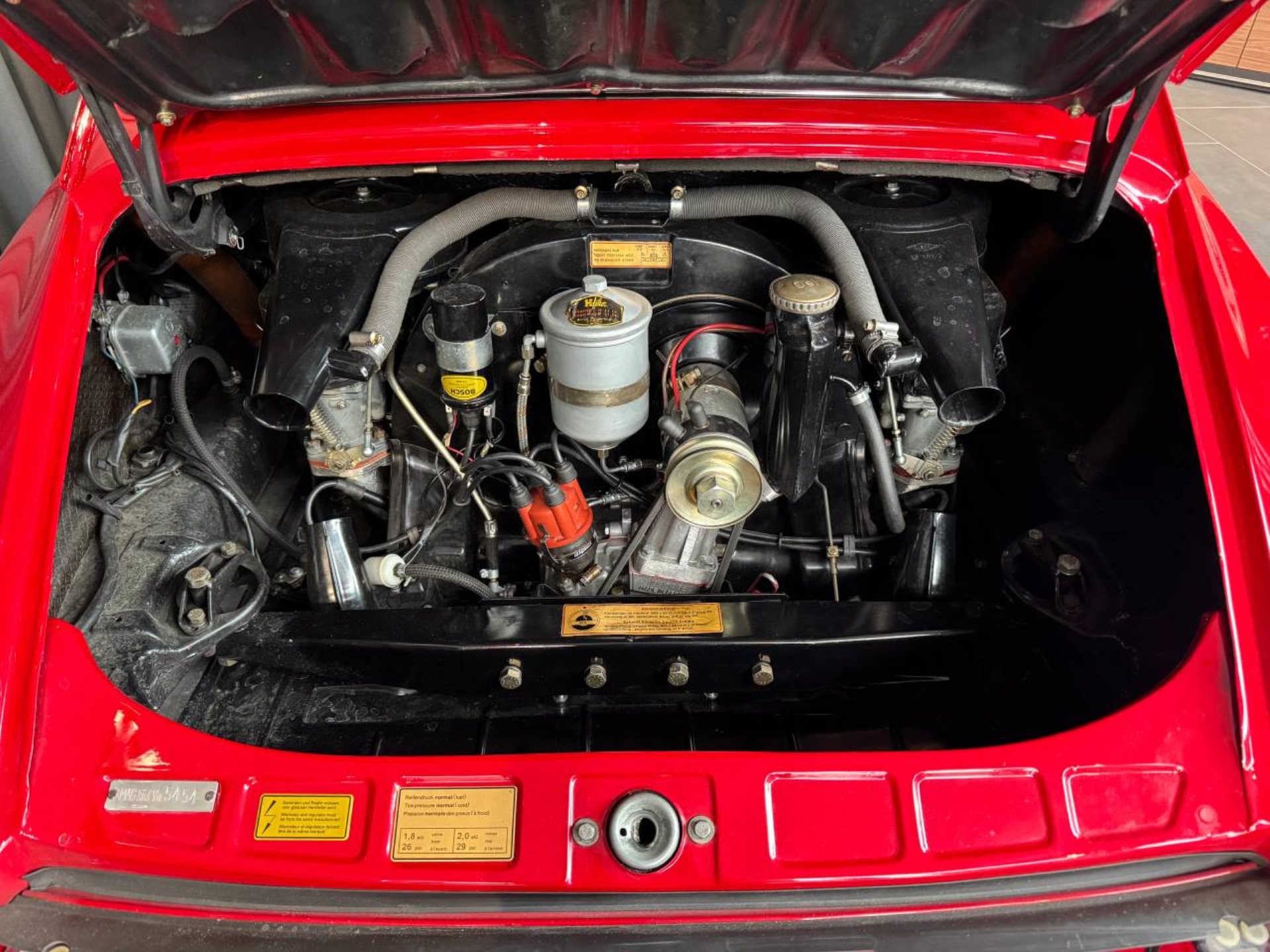 PORSCHE 912 Coupé (Karmann)-image-29