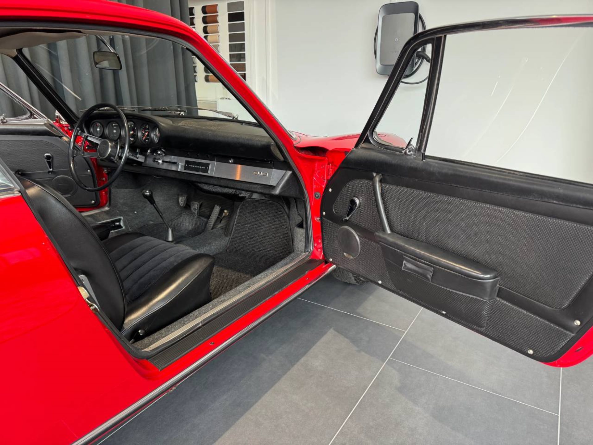 PORSCHE 912 Coupé (Karmann)-image-20