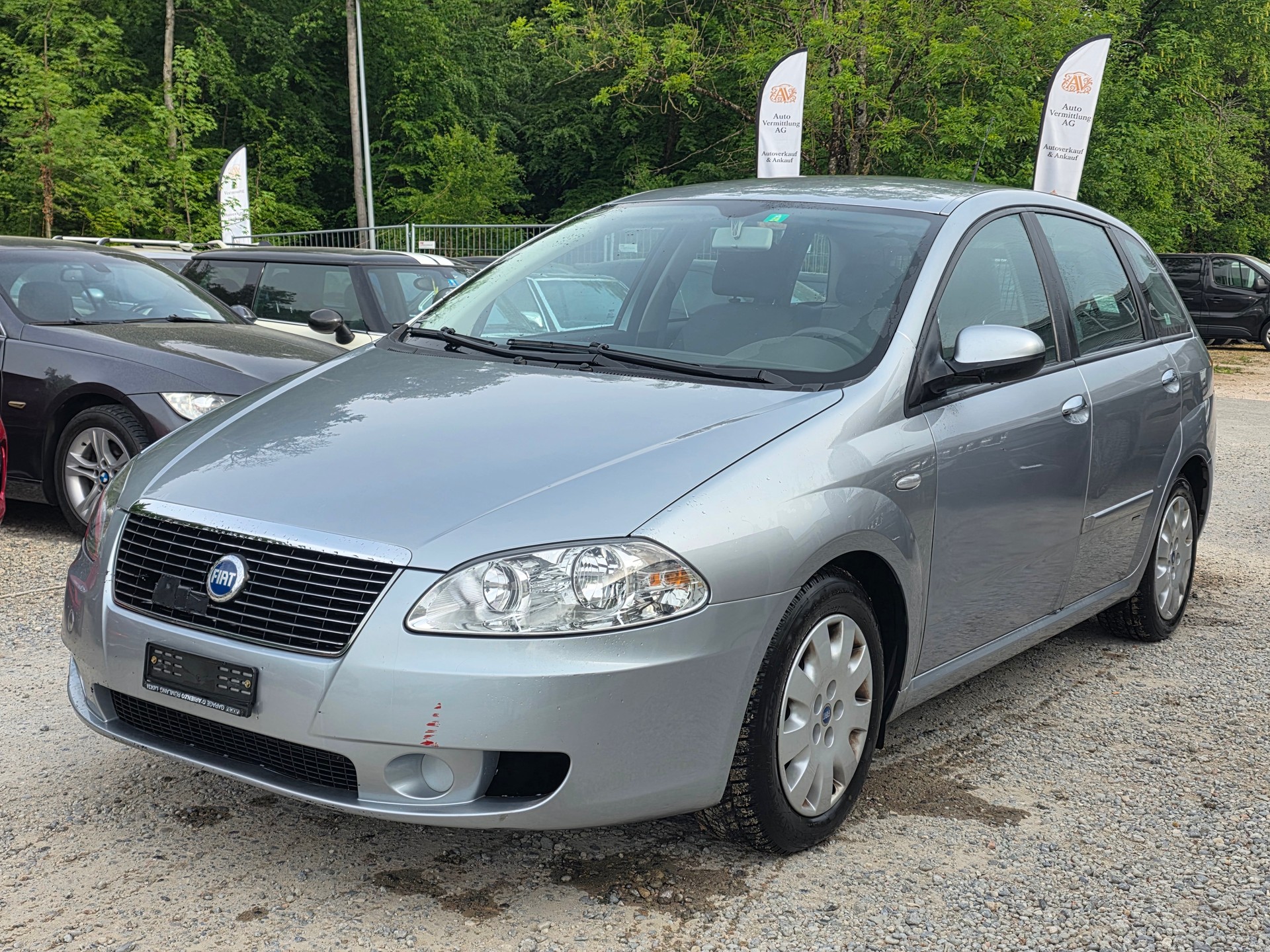 FIAT Croma 1.9 16V JTD Dynamic *** AUTOMAT / Frisch ab MFK / Frisch ab grossen Service / Gratis Lieferung ***