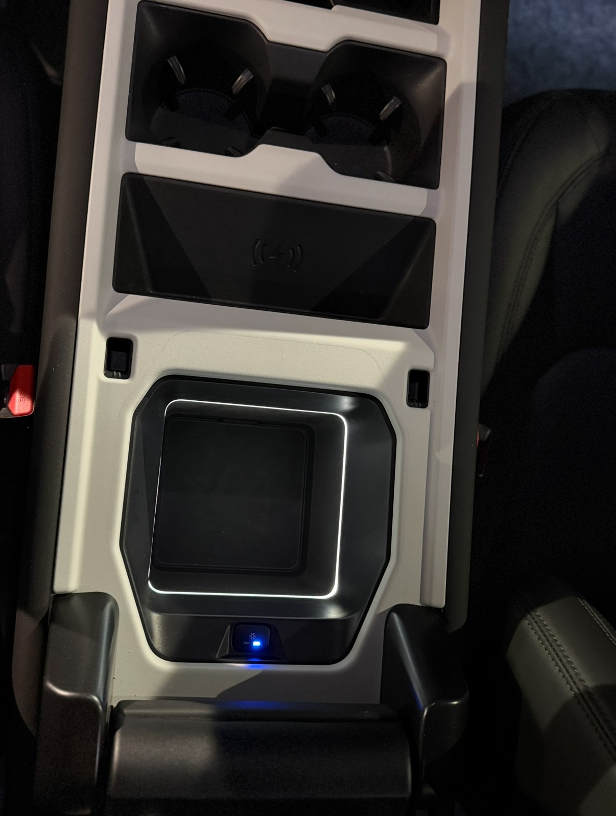 LAND ROVER Defender 110 3.0 D I6 300 X-Dynamic SE AWD AT8-image-11